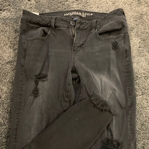 Black hole jeans